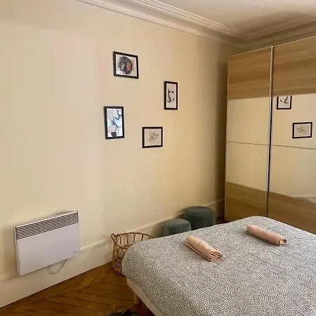 Sweet Rochechouart Apartment *